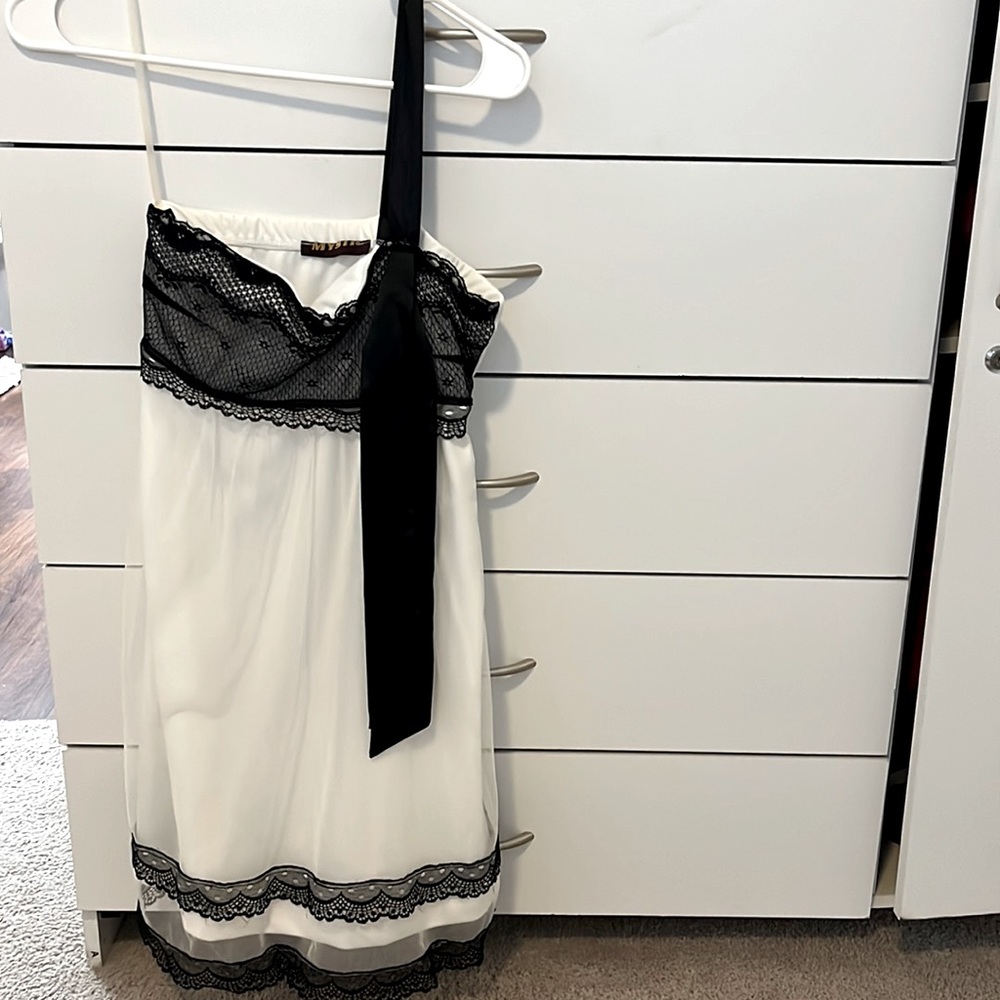White one shoulder dress